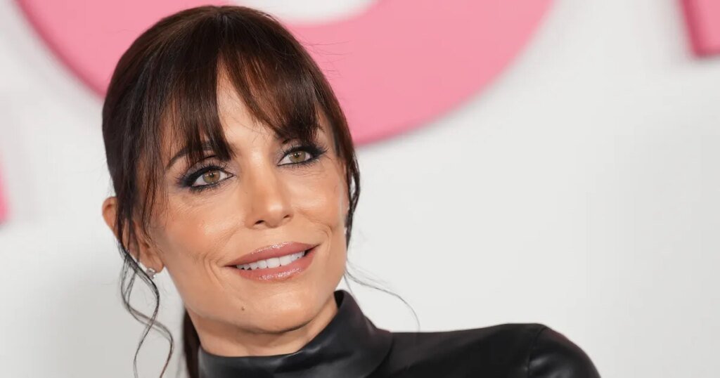Love Bethenny Frankel’s’s $690 Beach Bag? Get the Look for $50 Love Bethenny Frankel's’s $690 Beach Bag? Get the Look for $50