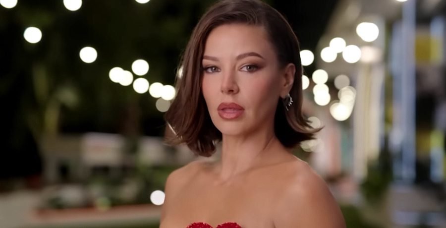 ‘Love Island USA’ Couple Coins ‘French Fries,’ Fans Confused 'Love Island USA' Couple Coins 'French Fries,' Fans Confused