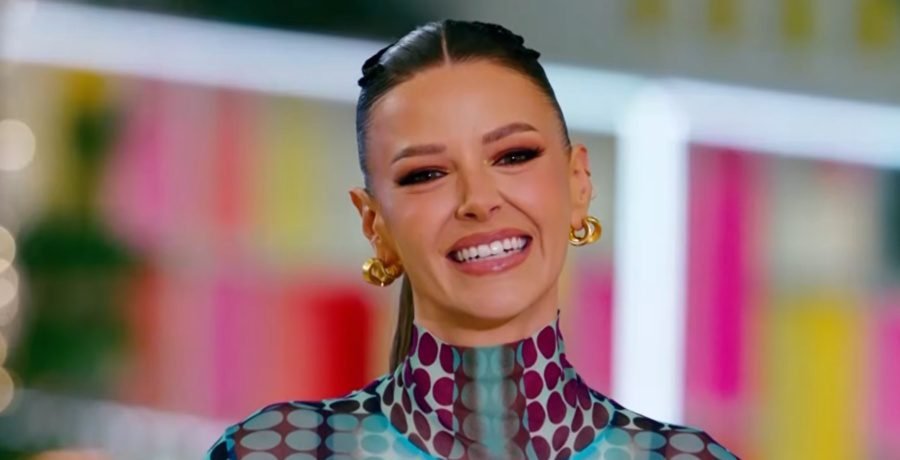‘Love Island USA’ Fans Beg For Islander To Return To The Villa 'Love Island USA' Fans Beg For Islander To Return To The Villa