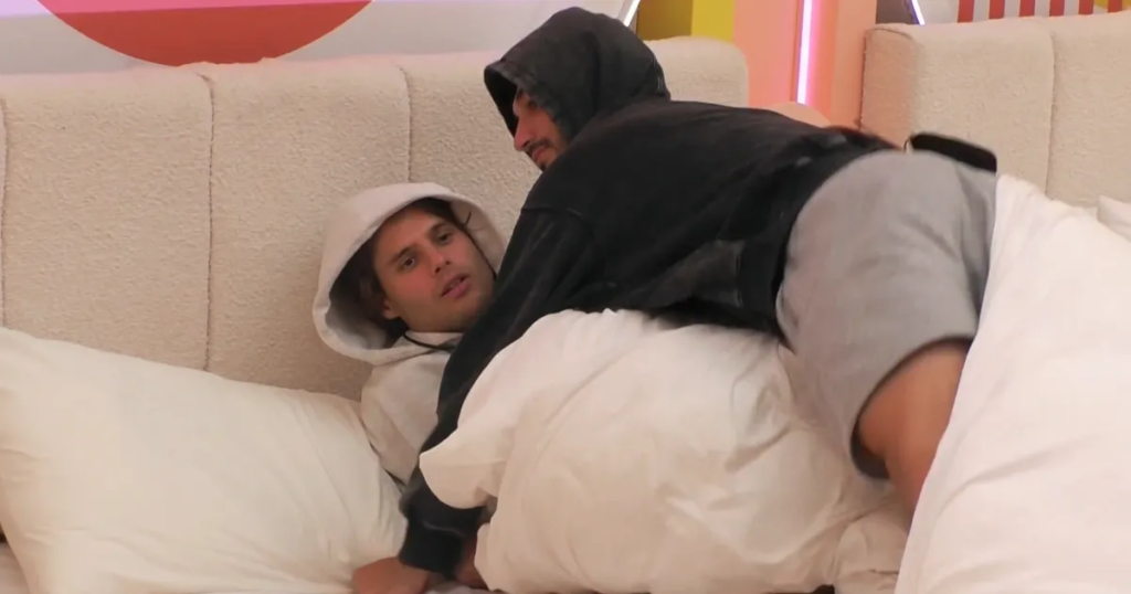 Love Island USA's Zach Fake Humps Bryce After 'Girth Check'