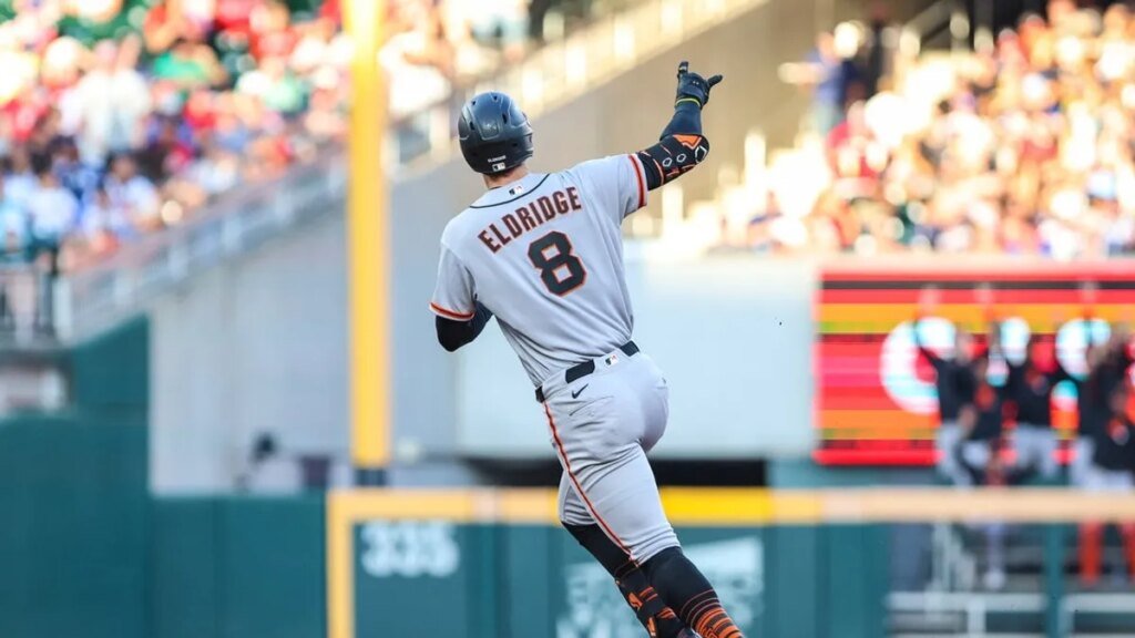 Luis Arraez homers, drives in 4 as Giants hold off Braves Luis Arraez homers, drives in 4 as Giants hold off Braves