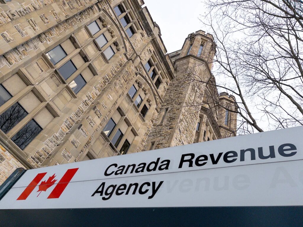 Many Canadian taxpayers getting inaccurate info from CRA agents, report finds