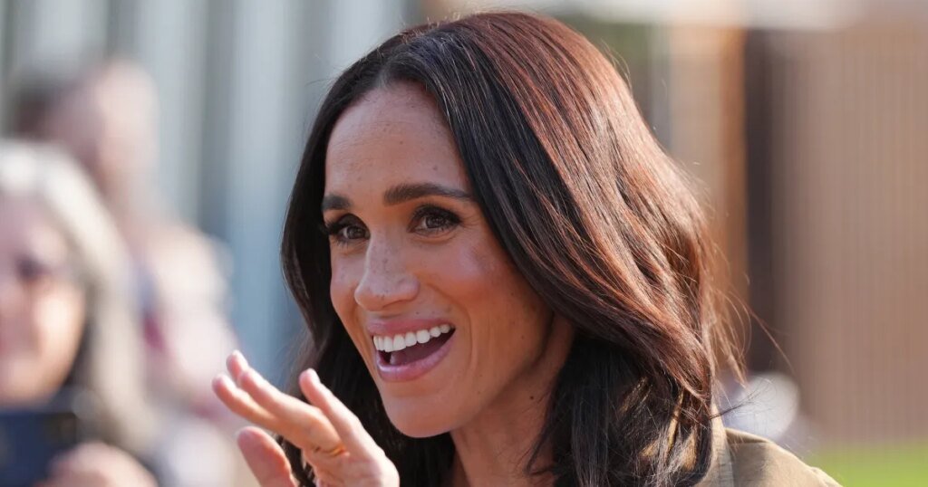 Meghan Markle’s Cuffed Jeans Look Is the ‘It’ Style — On Amazon Meghan Markle's Cuffed Jeans Look Is the 'It' Style — On Amazon