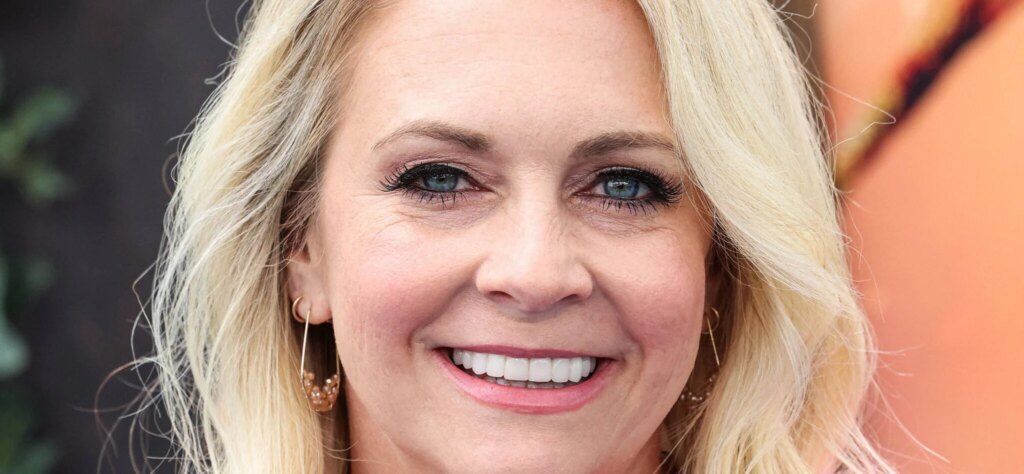 Melissa Joan Hart Talks ‘Sabrina’ 30 Years Later Melissa Joan Hart Talks 'Sabrina' 30 Years Later