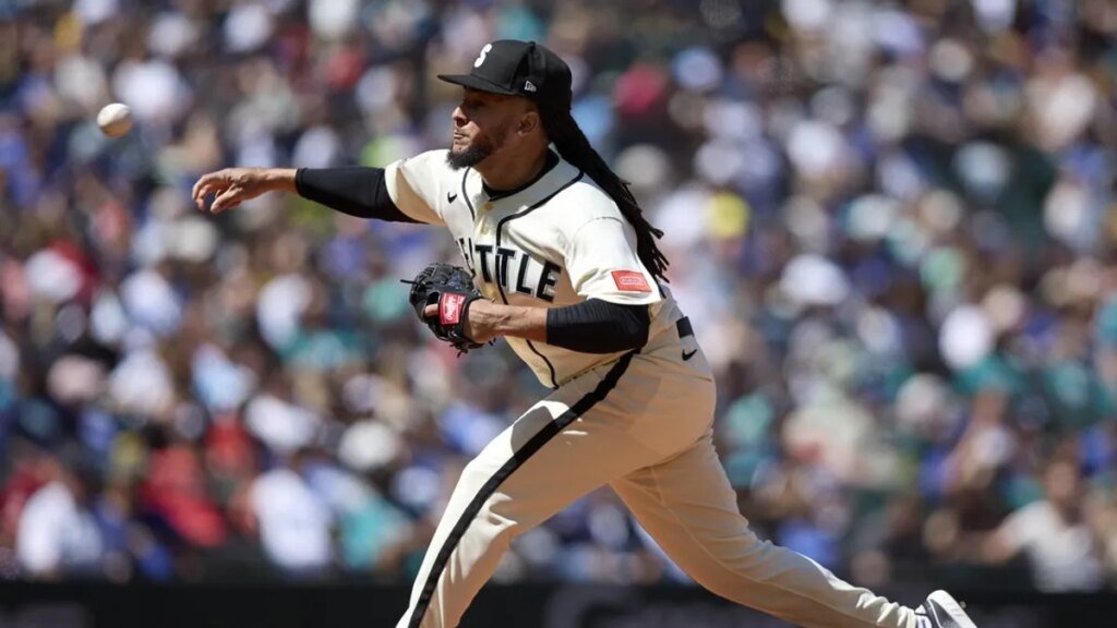 Mets, Mariners each surging entering series in Seattle Mets, Mariners each surging entering series in Seattle