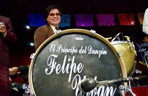 “Mi anhelo es acercar el danzón a los jóvenes y llevarlo al extranjero” “Mi anhelo es acercar el danzón a los jóvenes y llevarlo al extranjero”