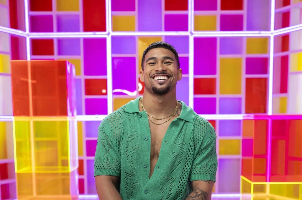 Mom Reacts To Mayor Shading Son Over 'Love Island'