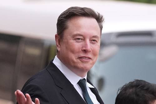 Musk será la primera persona en tener una fortuna de un billón de dólares Musk será la primera persona en tener una fortuna de un billón de dólares