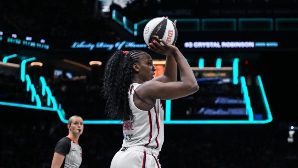 Mystics look to turn around road woes vs. struggling Sun Mystics look to turn around road woes vs. struggling Sun