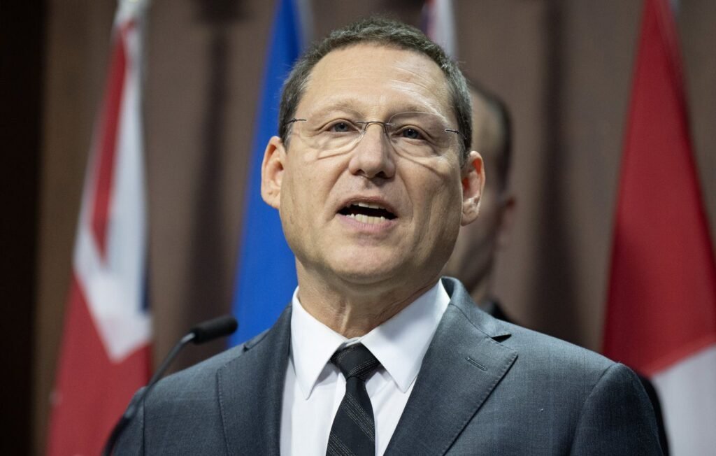 NDP, Conservatives still mulling stance on online harms bill, social media age cap NDP, Conservatives still mulling stance on online harms bill, social media age cap