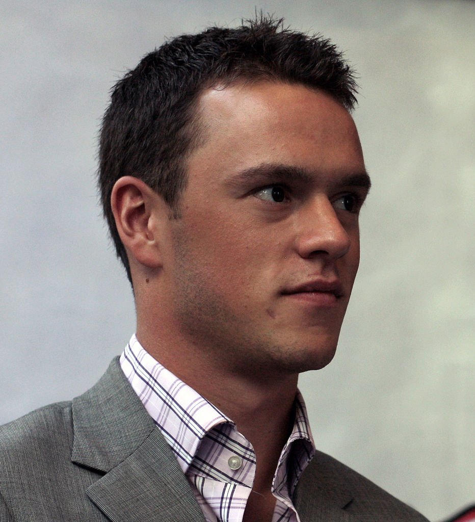 NHL All-Star Jonathan Toews retires at age 38 NHL All-Star Jonathan Toews retires at age 38