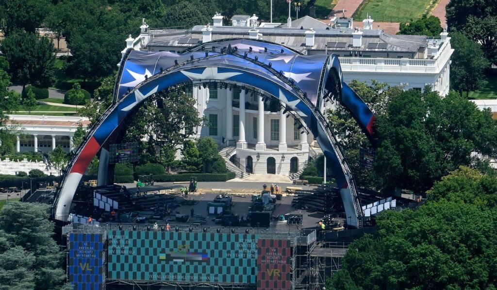 Nearly 50% of Americans say UFC event tarnishes White House image