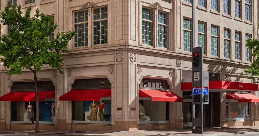 Neiman Marcus to Close Dallas Flagship