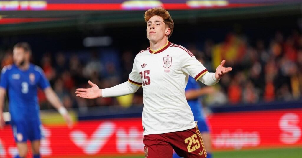 New Liverpool signing Munoz set to miss more of World Cup as Spain forward suffers injury setback