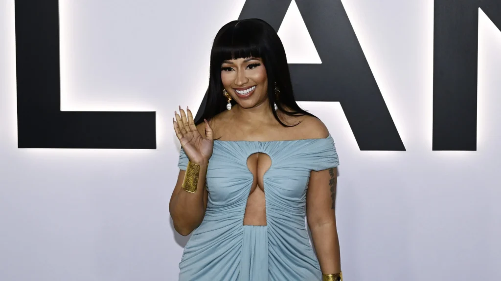 Nicki Minaj Shares RARE Videos With Son Papa Bear & Husband Nicki Minaj Shares RARE Videos With Son Papa Bear & Husband