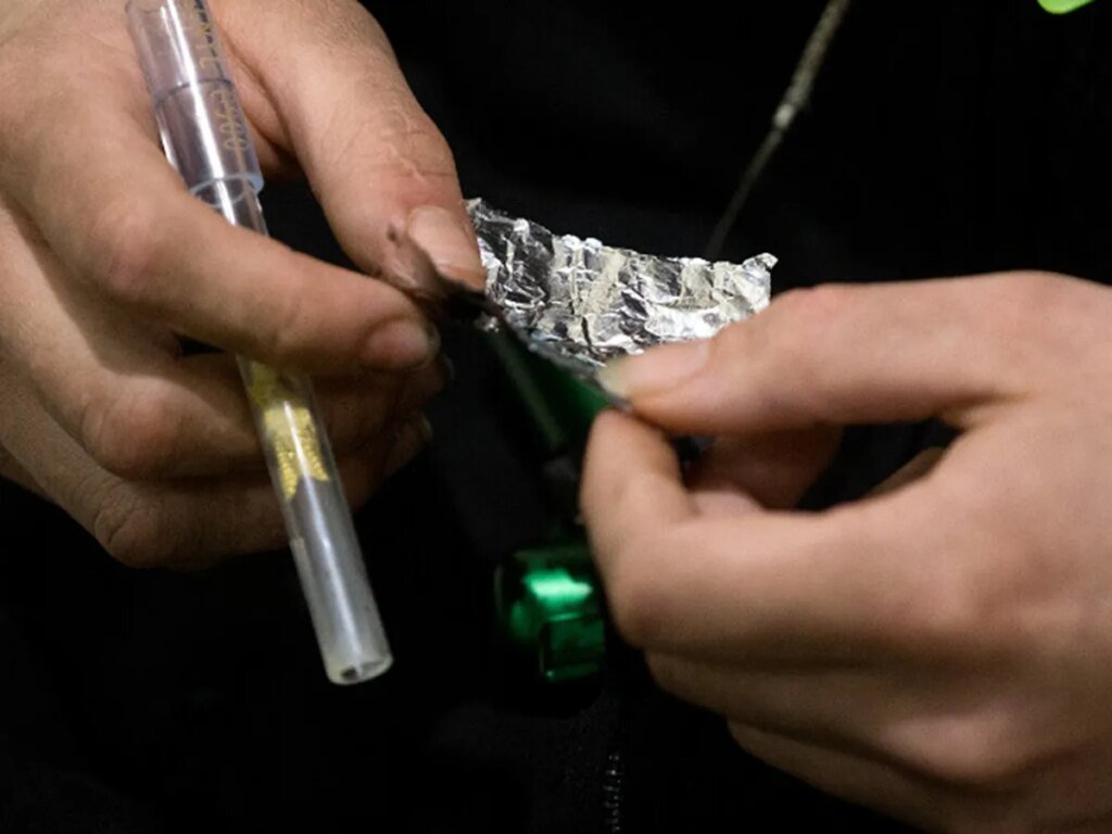 Opioid deaths in Canada average 16 per day despite recent decline Opioid deaths in Canada average 16 per day despite recent decline