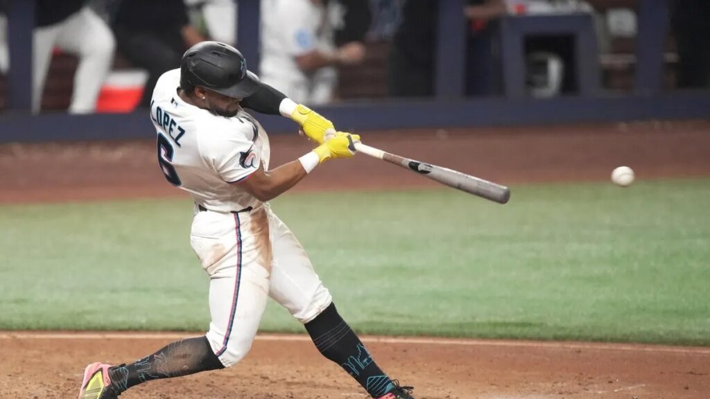Otto Lopez, Marlins continue sizzling June, top Rangers