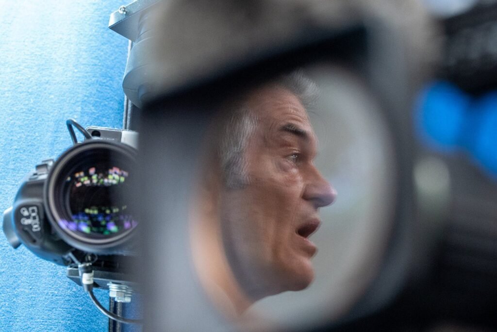 'Out of my lane.' Dr. Oz ducks questions during his turn in the White House briefing room