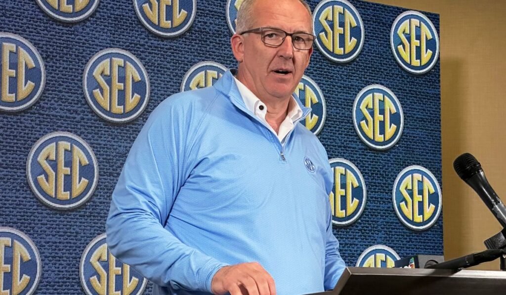 Outlining concerns, SEC’s Sankey worries Senate bill could produce more lawsuits, not fewer Outlining concerns, SEC’s Sankey worries Senate bill could produce more lawsuits, not fewer