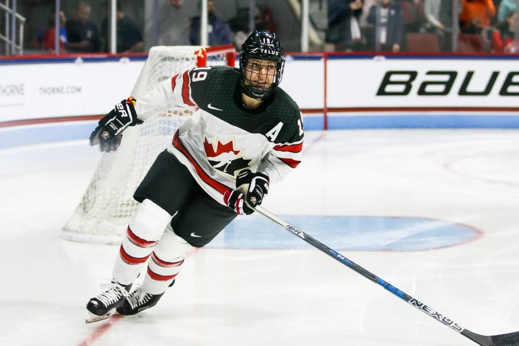 PWHL expansion franchises sign four notable Canadians