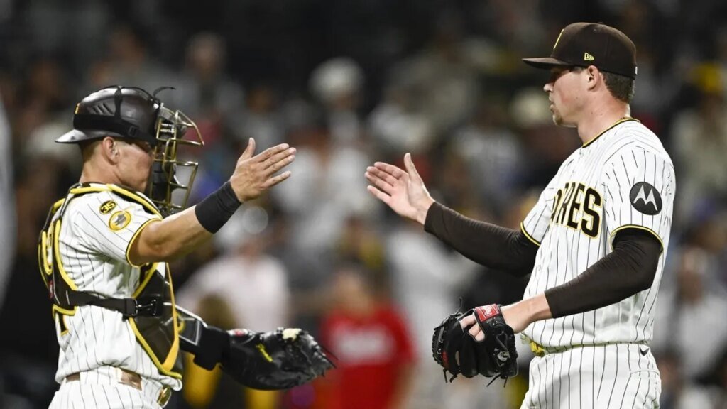 Padres ride positive vibes into rematch vs. Reds Padres ride positive vibes into rematch vs. Reds