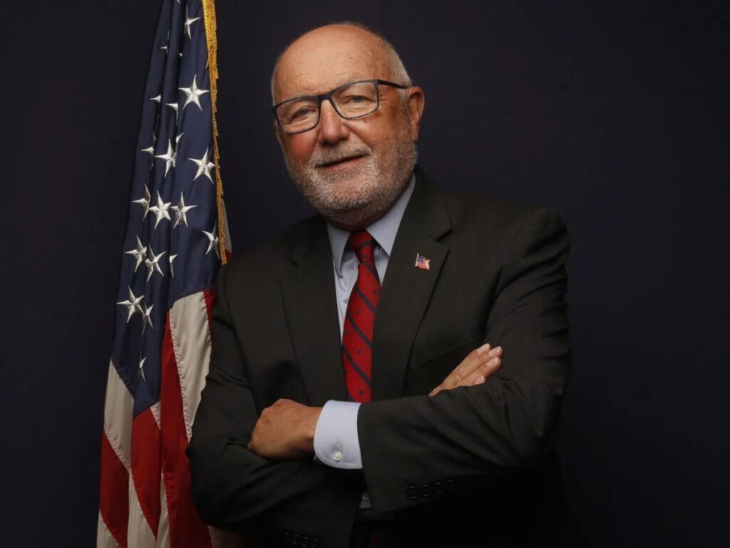 Pete Hoekstra under consideration for director of National Intelligence Pete Hoekstra under consideration for director of National Intelligence