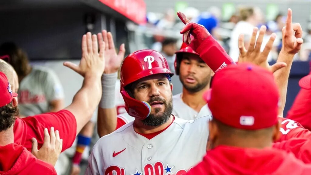 Phillies hit 3 homers off Max Scherzer, down Blue Jays Phillies hit 3 homers off Max Scherzer, down Blue Jays