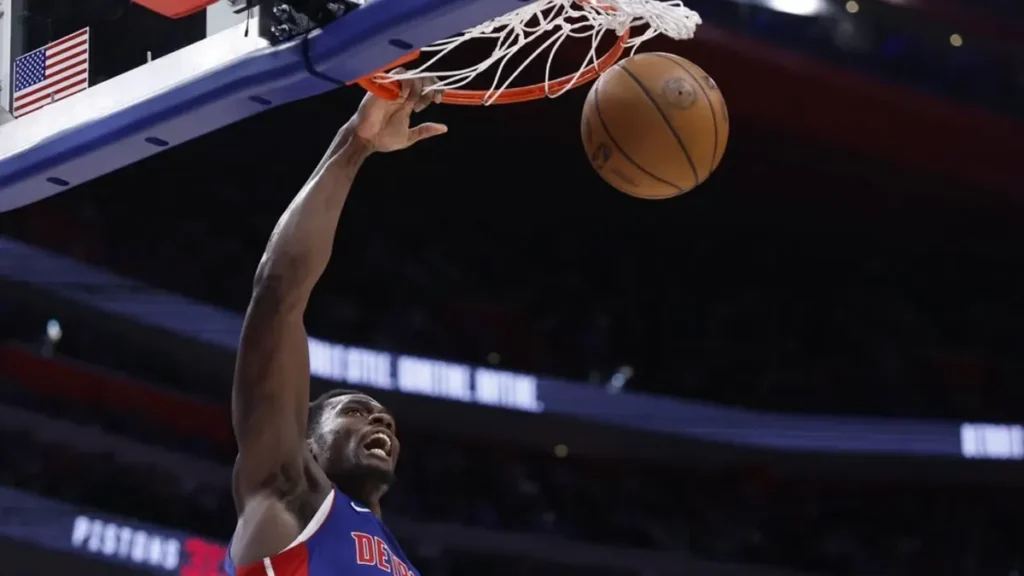 Pistons Shouldn’t Give Up on Jalen Duren After Playoff Struggles Pistons Shouldn't Give Up on Jalen Duren After Playoff Struggles