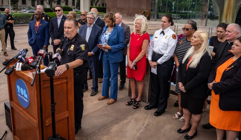 Police zero in on 2 suspects after a mass shooting at a festival in Toledo, Ohio Police zero in on 2 suspects after a mass shooting at a festival in Toledo, Ohio