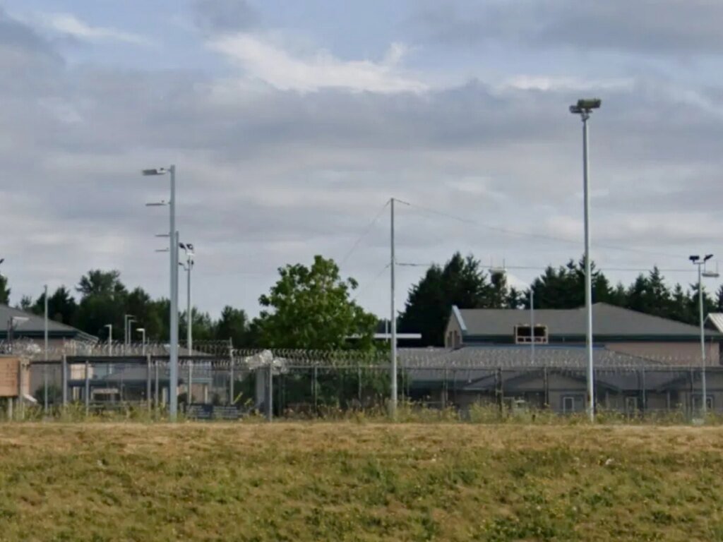 Prison guards hospitalized after B.C. inmate sends fentanyl flying