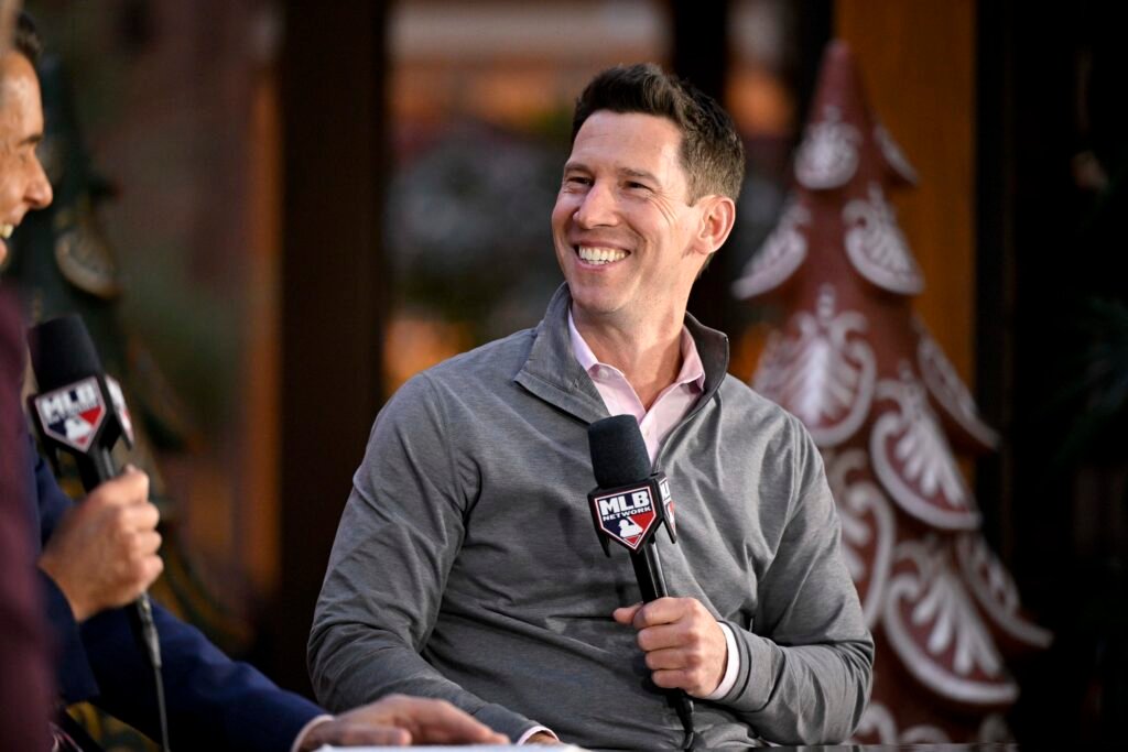 Red Sox CEO: No Consideration Of Moving On From Breslow Red Sox CEO: No Consideration Of Moving On From Breslow