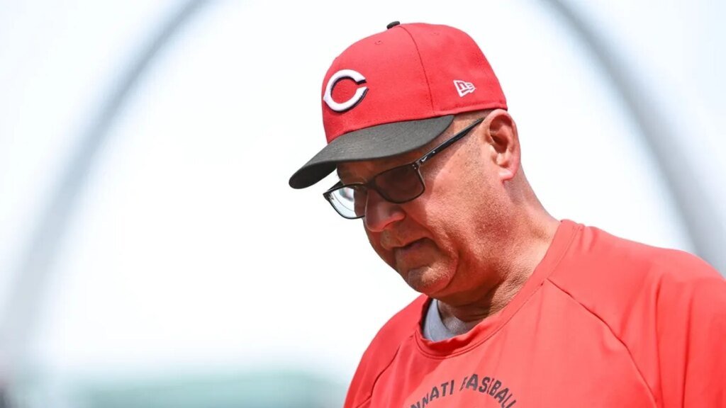 Reds, Padres each free-falling entering 3-game set