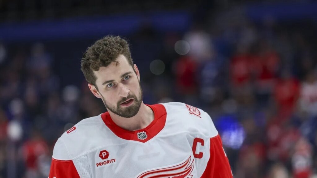 Report: Dylan Larkin requests trade from Red Wings Report: Dylan Larkin requests trade from Red Wings