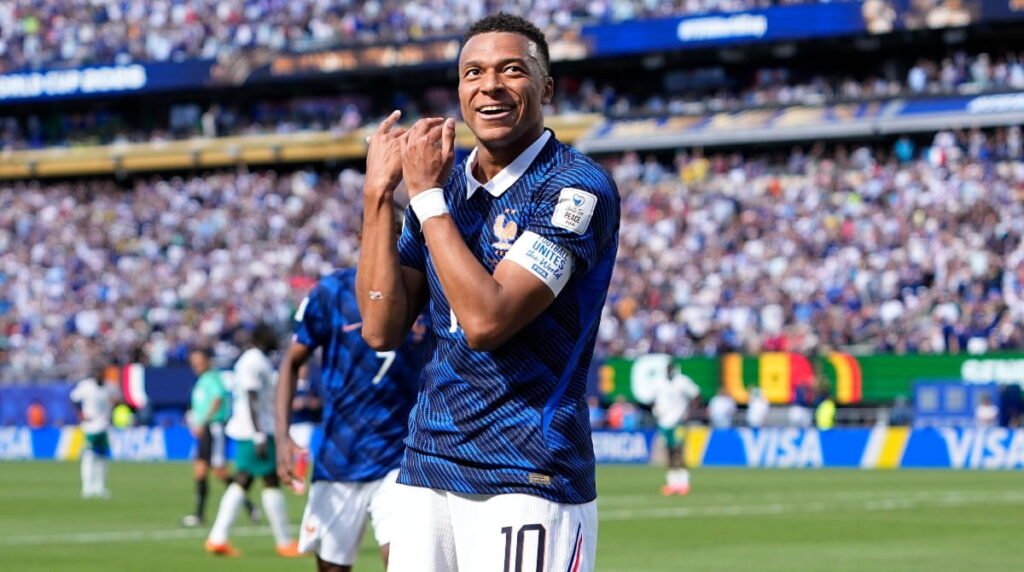 Report, result and goals as Mbappe stuns with World Cup brace Report, result and goals as Mbappe stuns with World Cup brace