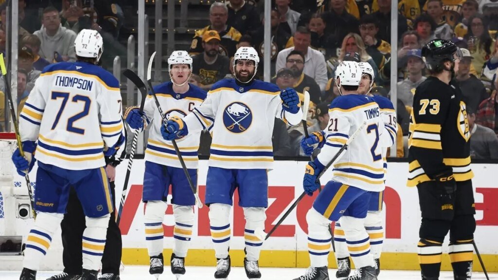 Reports: Sabres' Alex Tuch going to Caps in sign-and-trade