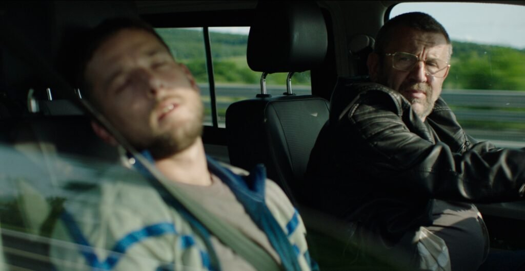 Review: Back and Forth - Cineuropa
