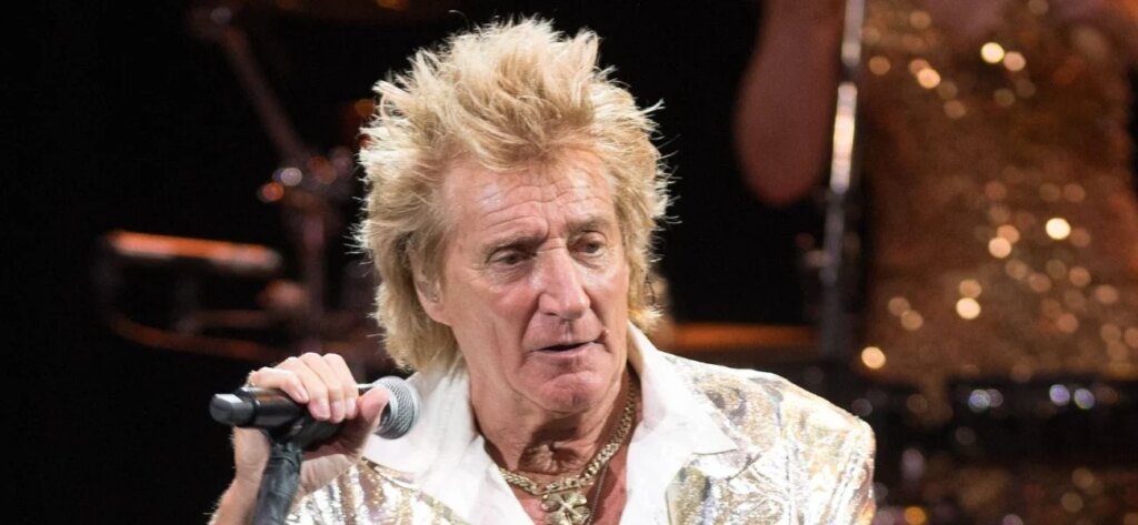 Rod Stewart Breaks Silence on Attending World Cup