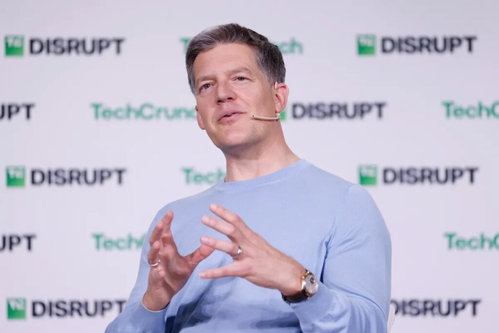 Roelof Botha joins SpaceX’s board of directors Roelof Botha joins SpaceX's board of directors
