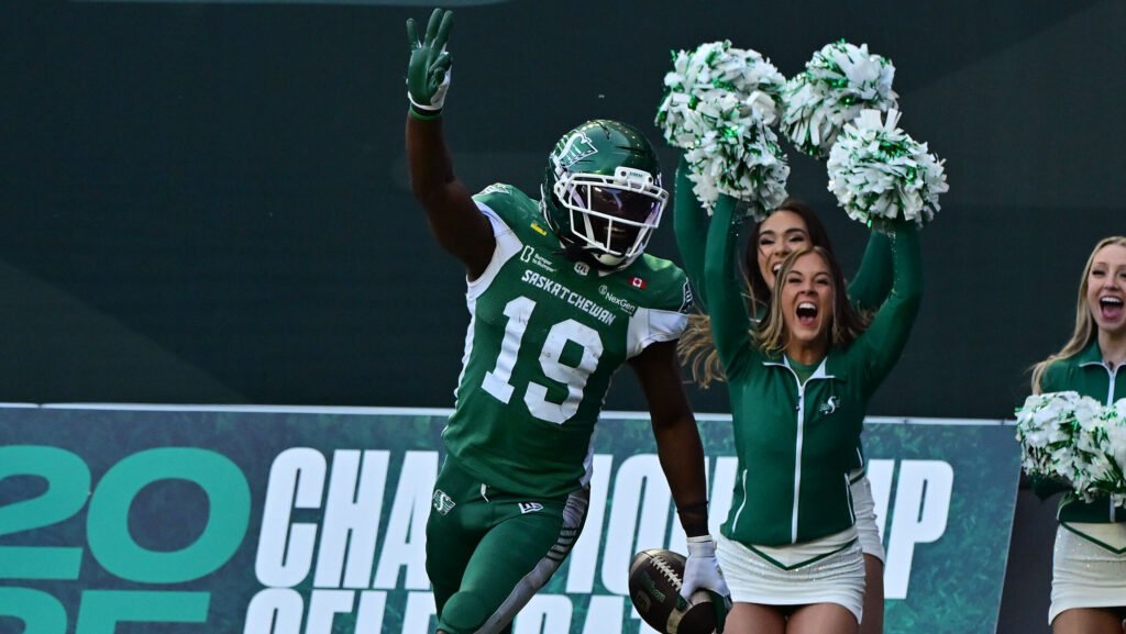 Samuel Emilus hat-trick of touchdowns leads Riders to win in opening game