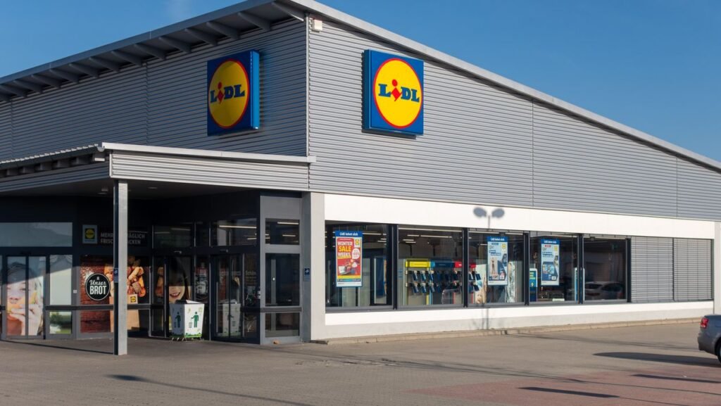Se esperan colas kilométricas en Lidl para hacerse con su cargador inalámbrico más barato: cuesta solo 7,99 euros Se esperan colas kilométricas en Lidl para hacerse con su cargador inalámbrico más barato: cuesta solo 7,99 euros
