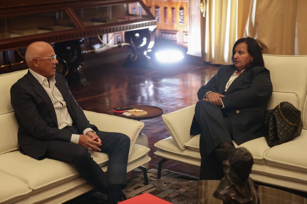 Sidelining María Corina Machado, US supports a new opposition figure to negotiate the transition in Venezuela | International Sidelining María Corina Machado, US supports a new opposition figure to negotiate the transition in Venezuela | International