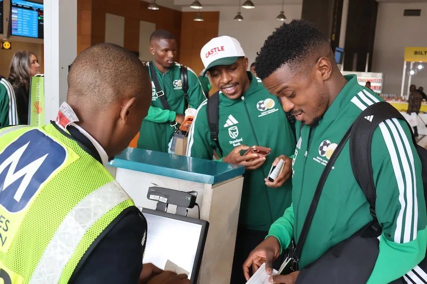 South Africa team arrives in Mexico after visa delays South Africa team arrives in Mexico after visa delays