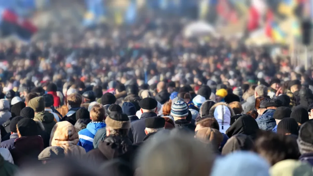 Spain immigration regularization hits record 900,000