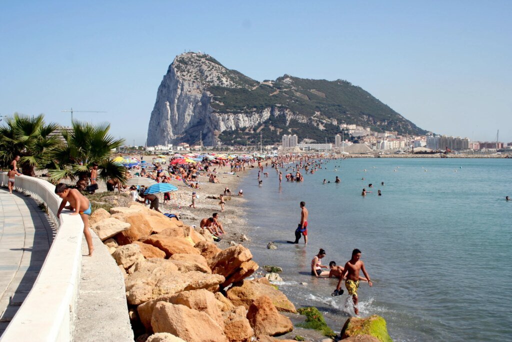 Spain removes Gibraltar from tax haven blacklist