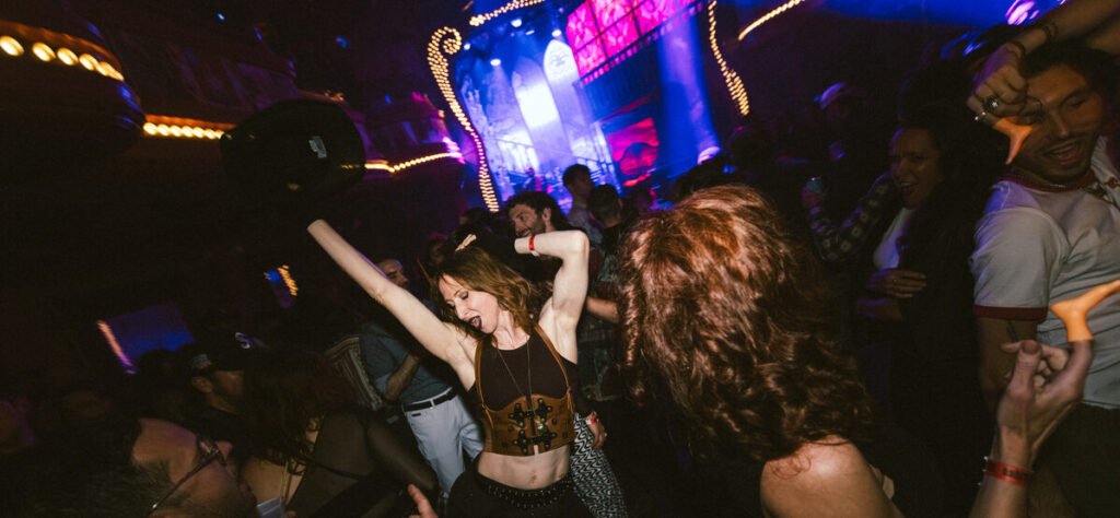 Spiegelworld’s ‘Bang Out’ Unleashes Late-Night Chaos