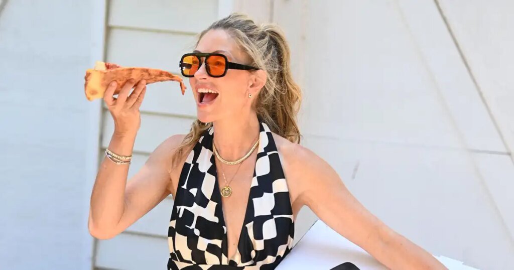Stars — They’re Just Like Us! Stars — They’re Just Like Us!