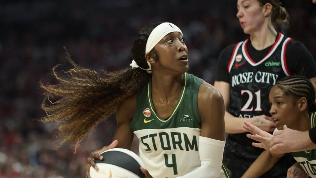 Storm rookie G Flau’jae Johnson signs with Unrivaled Storm rookie G Flau'jae Johnson signs with Unrivaled