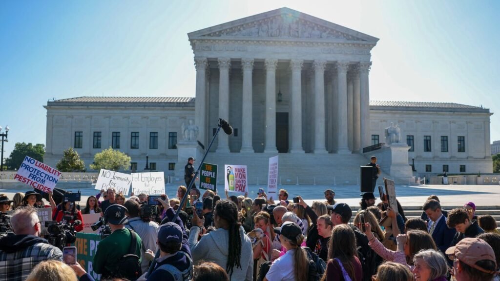 Supreme Court backs Monsanto in fight over popular weed killer : NPR