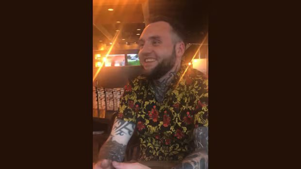 ‘Swarm’ of health-care workers ran from St. John’s hospital to help man dying in the street 'Swarm' of health-care workers ran from St. John's hospital to help man dying in the street