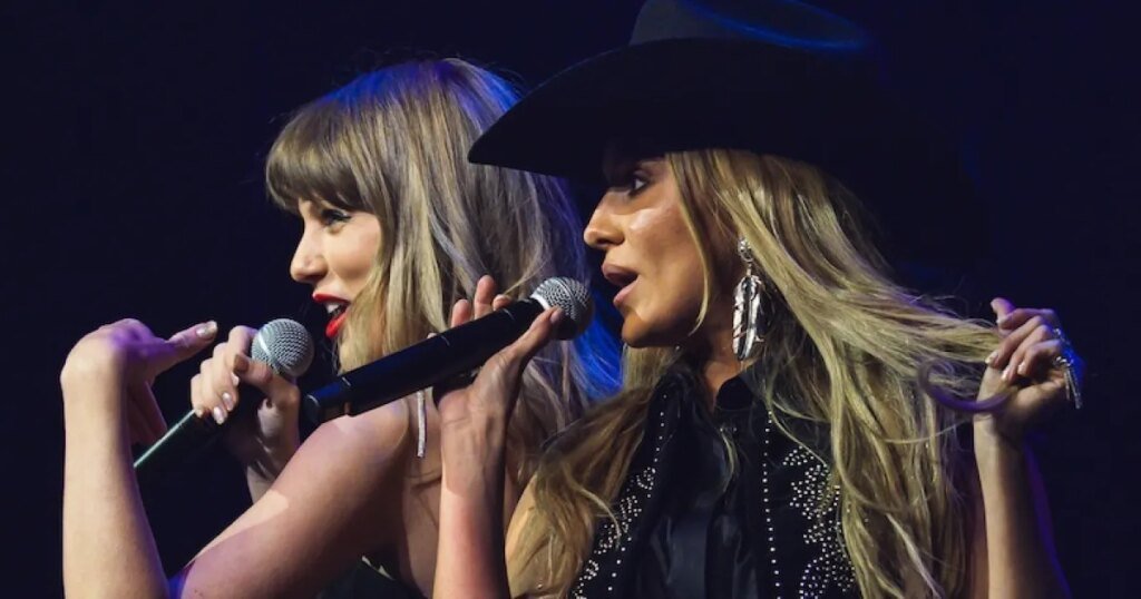 Taylor Swift Gives Surprise Show at Tight End University Taylor Swift Gives Surprise Show at Tight End University